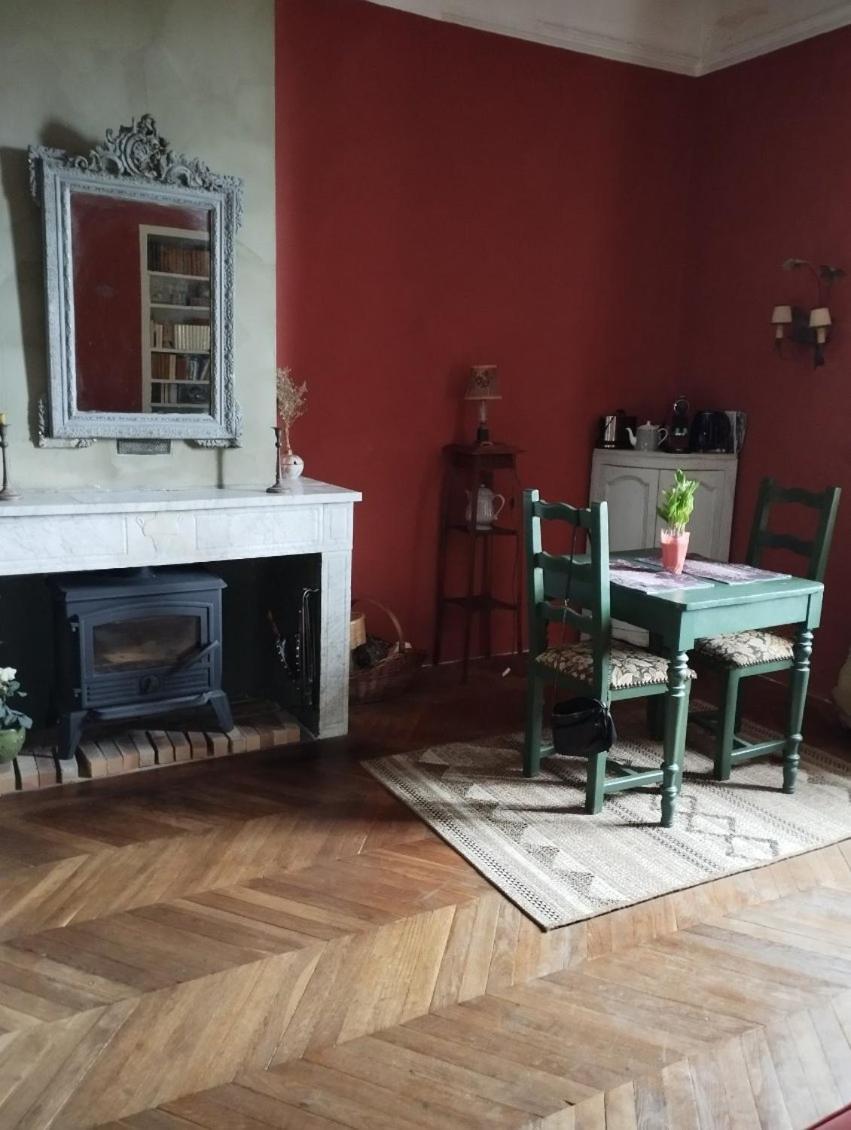 Chambre Avec Vue Saignon Exterior photo